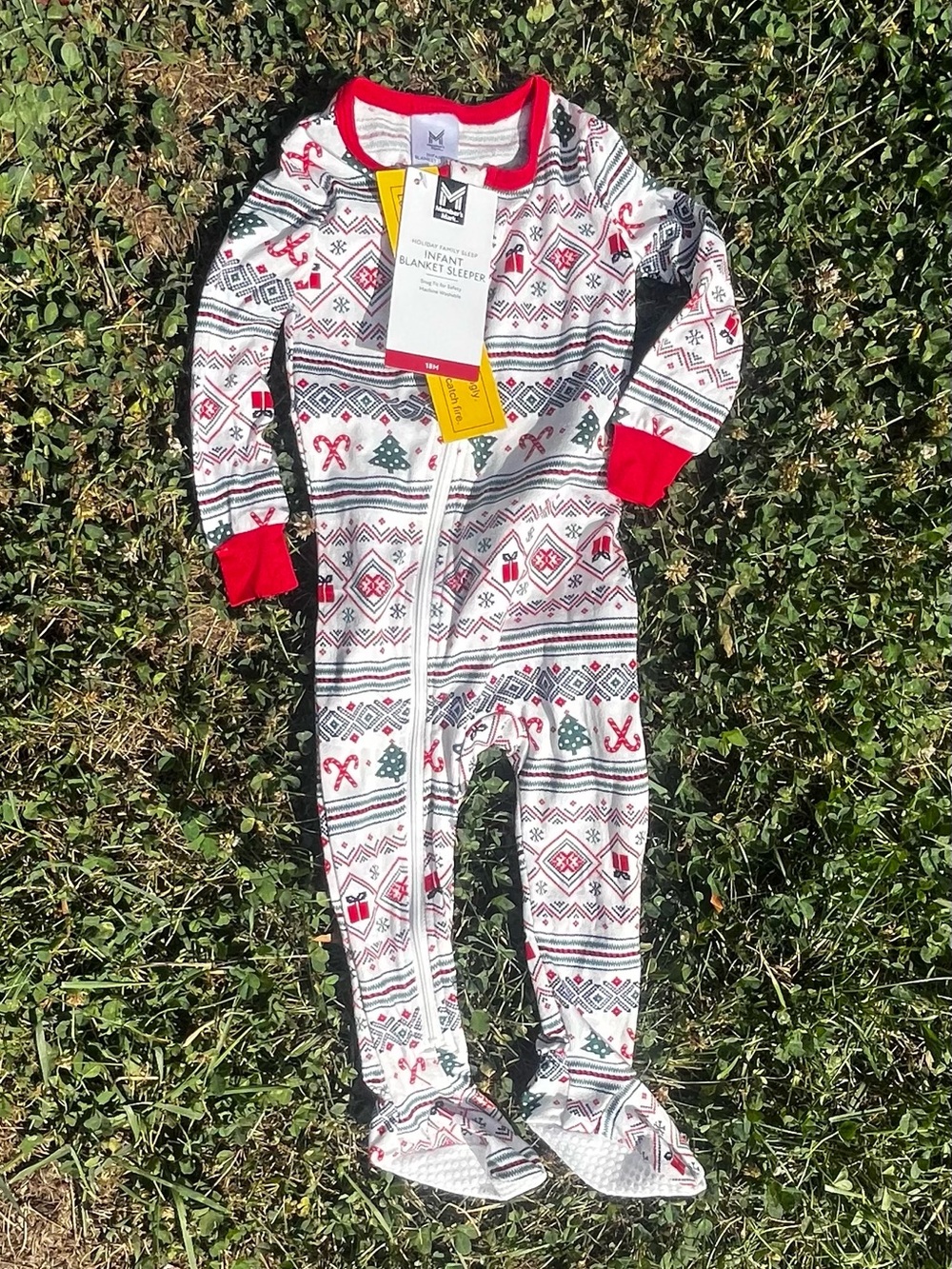 MAKER’S MARK HOLIDAY THEMED 18 MOS INFANT SLEEPER NWT